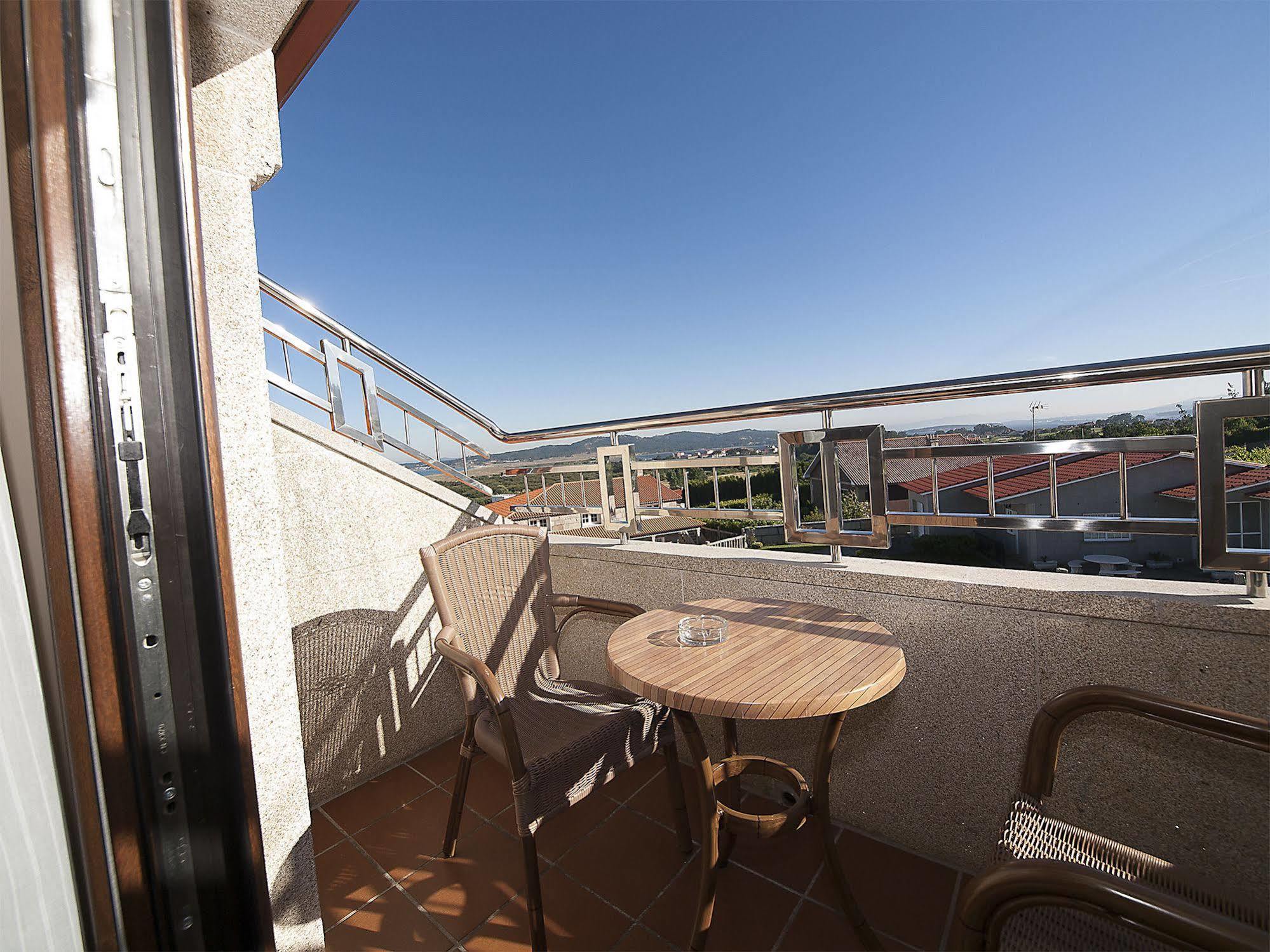 Pension Residencia A Cruzan (Adults Only) Noalla  Dış mekan fotoğraf